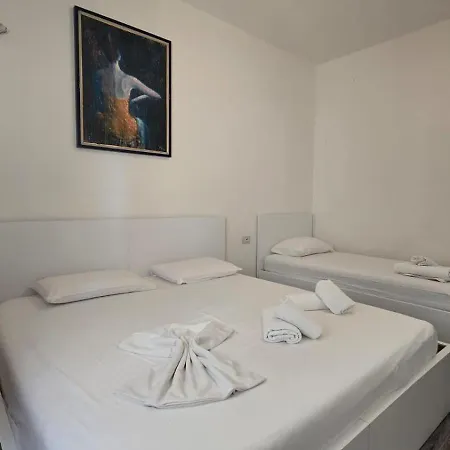 Апартаменты Tirent Apartment-seaview Влёра