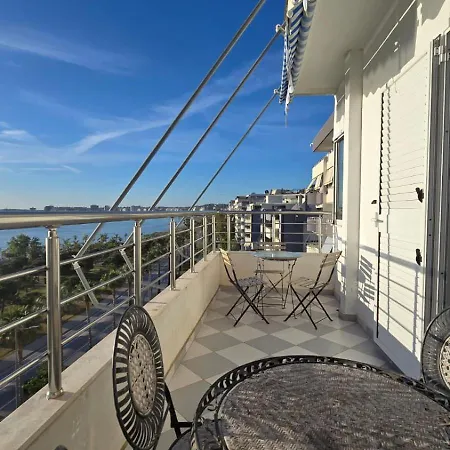 Апартаменты Tirent Apartment-seaview