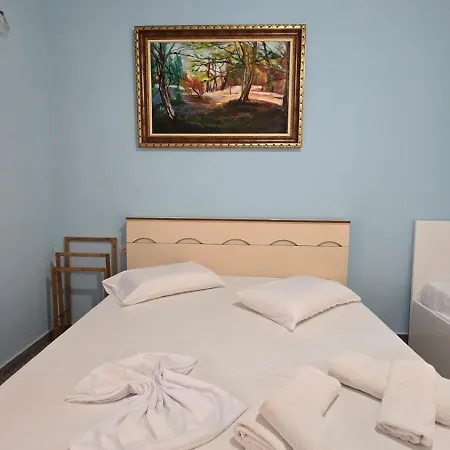 Tirent Apartment-seaview * Влёра