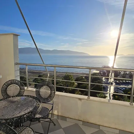 Апартаменты Tirent Apartment-seaview