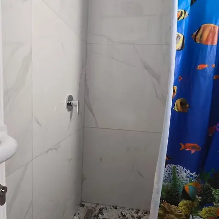 Tirent Apartment-seaview アパート Vlorë